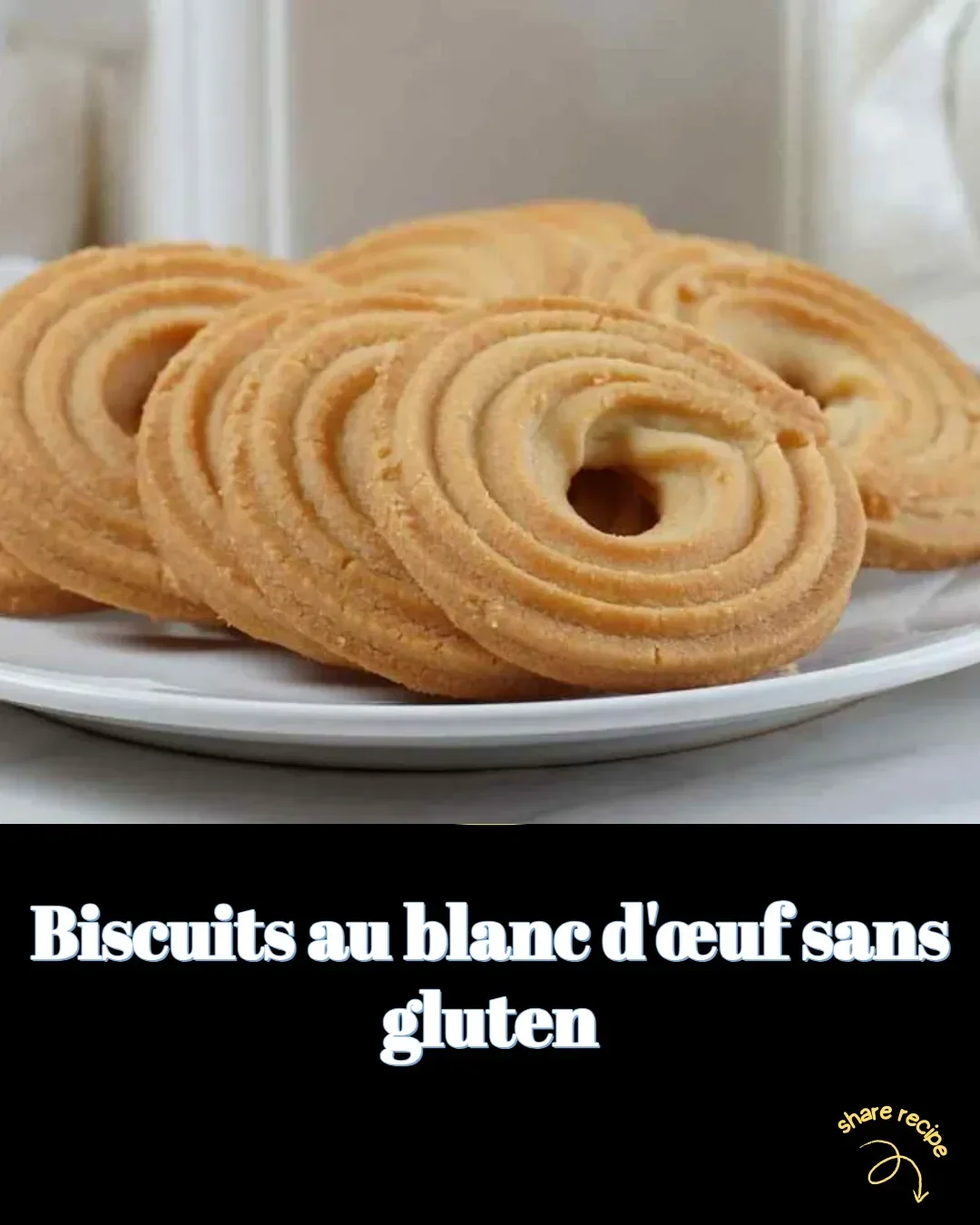 Biscuits au blanc d'œuf sans gluten, légers et savoureux sur une assiette.