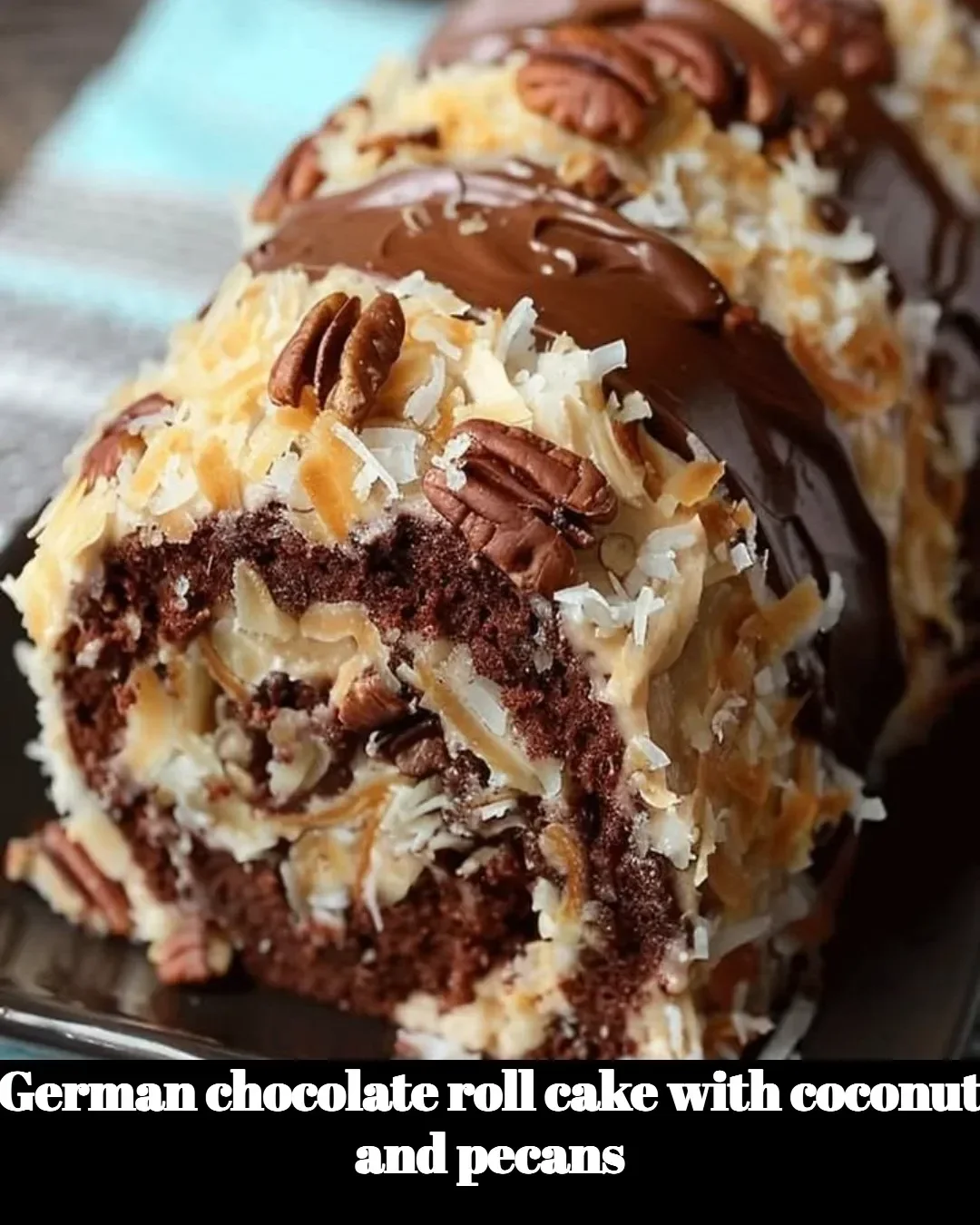 Gâteau roulé au chocolat allemand avec noix de coco et noix de pécan