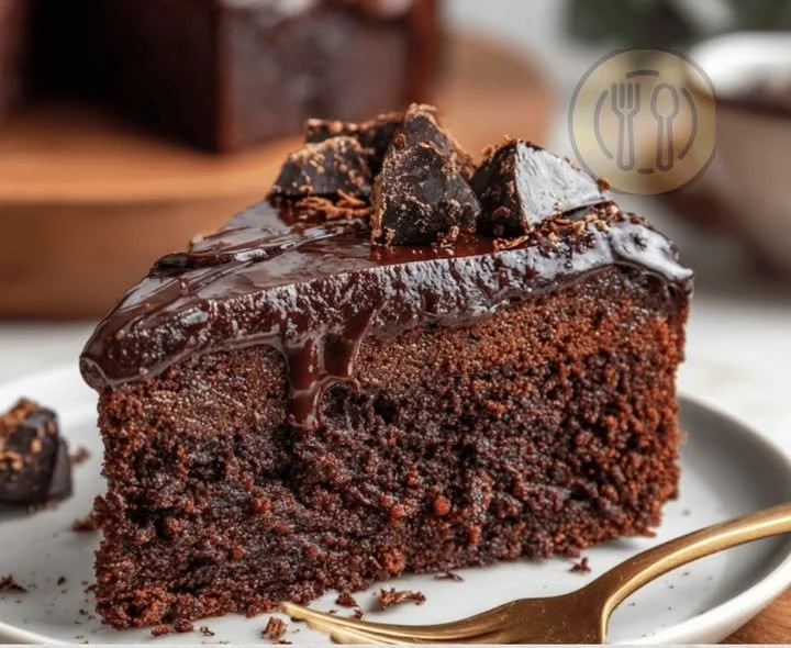 Gâteau au chocolat sans beurre, moelleux et savoureux, idéal pour les gourmands.